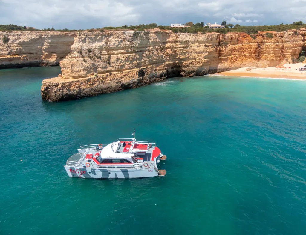 belize catamaran boat tour activity by algarexperience