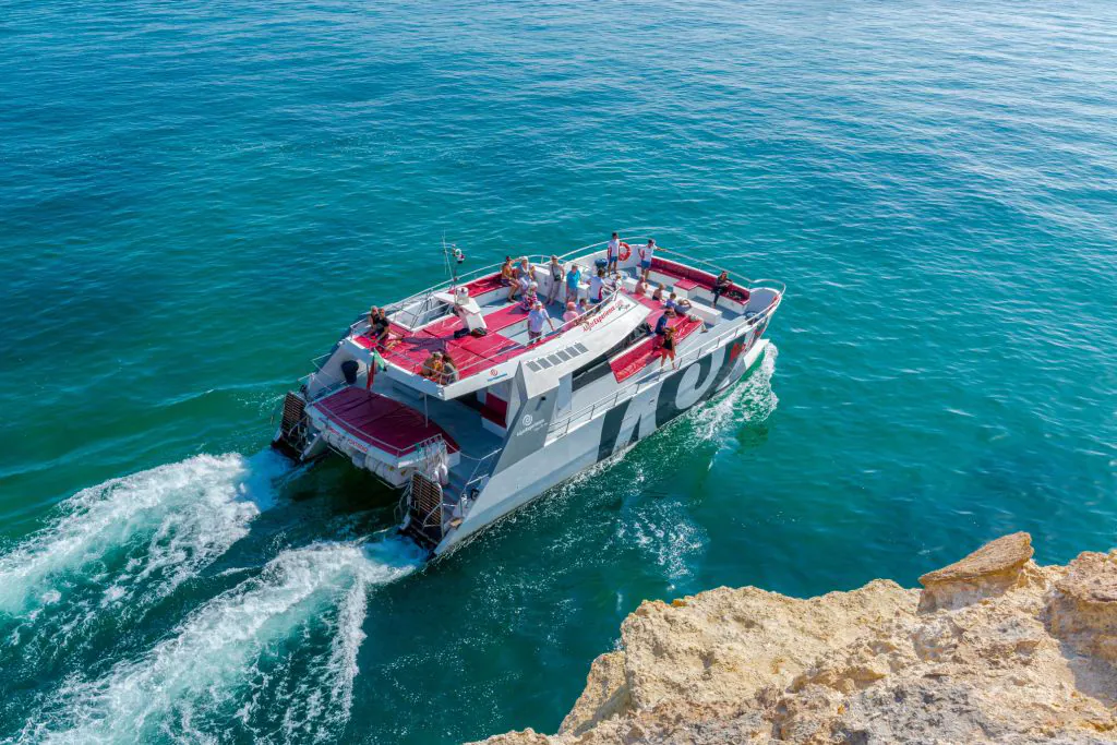 catamaran belize segundo sailing caves & coastline experience by algarexperience