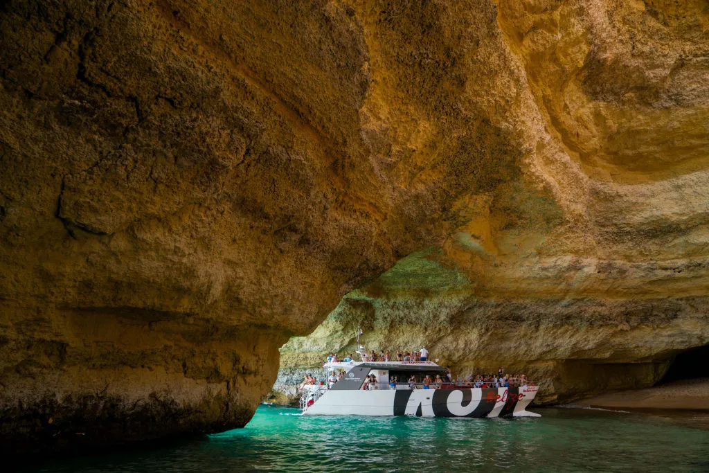 benagil catedral cave belize segundo catamaran by AlgarExperience
