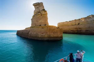 Paseo en barco por el Algarve Cuevas de Benagil - Nuevas Experiencias - AlgarExperience, Enjoy the Sea